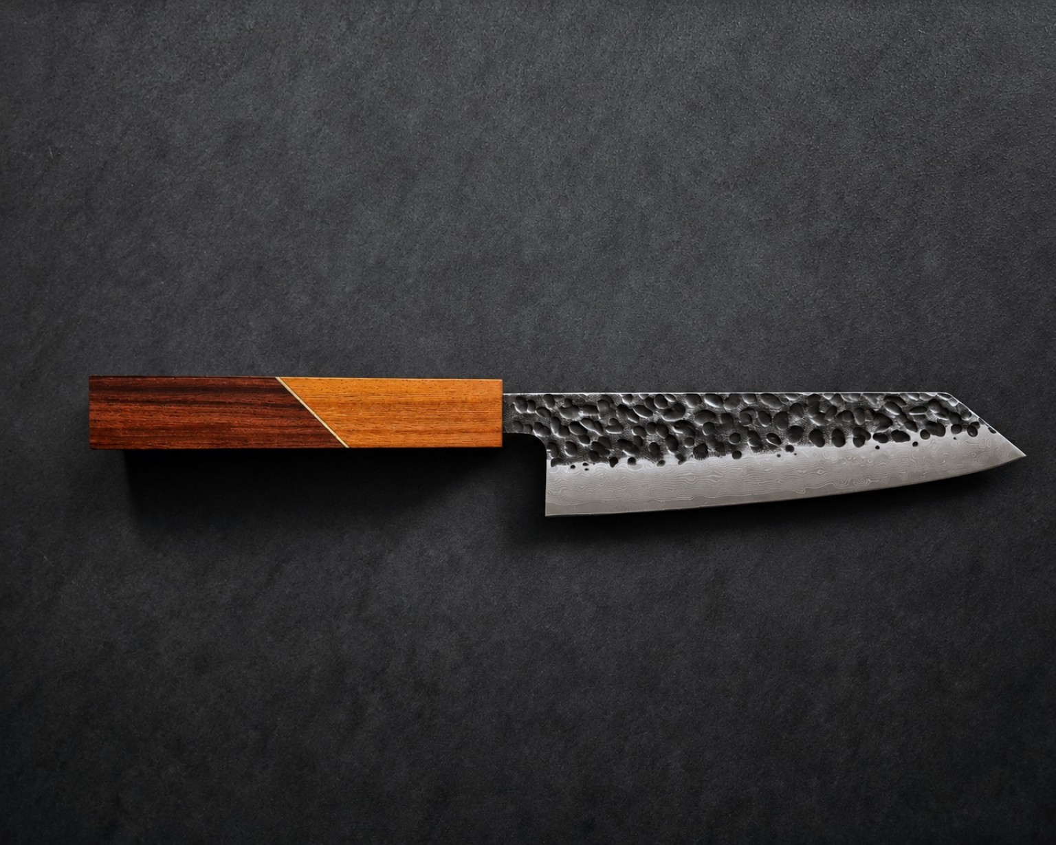Santos Rosewood & Pau Rosa Kiritsuke Bunka 150 mm: blade and composed wooden handle, Mokurei original photograph