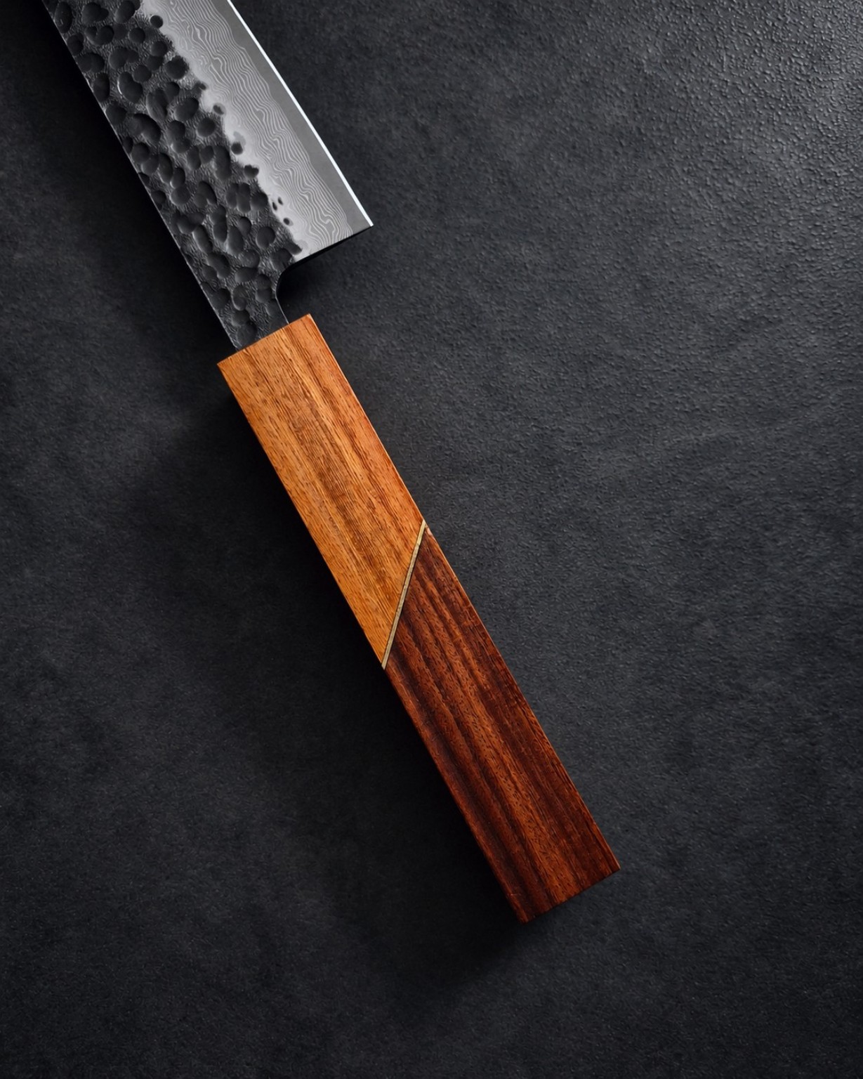 Santos Rosewood & Pau Rosa, original Mokurei studio detail photograph 2