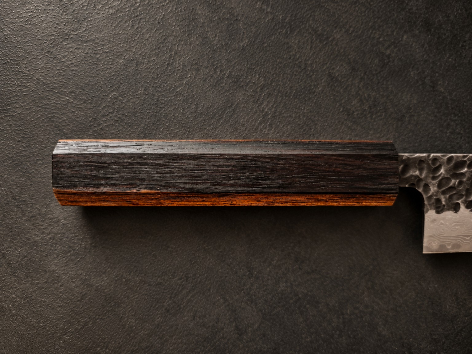 Close view of Wenge heartwood and its contrasting warm natural sapwood along the handle